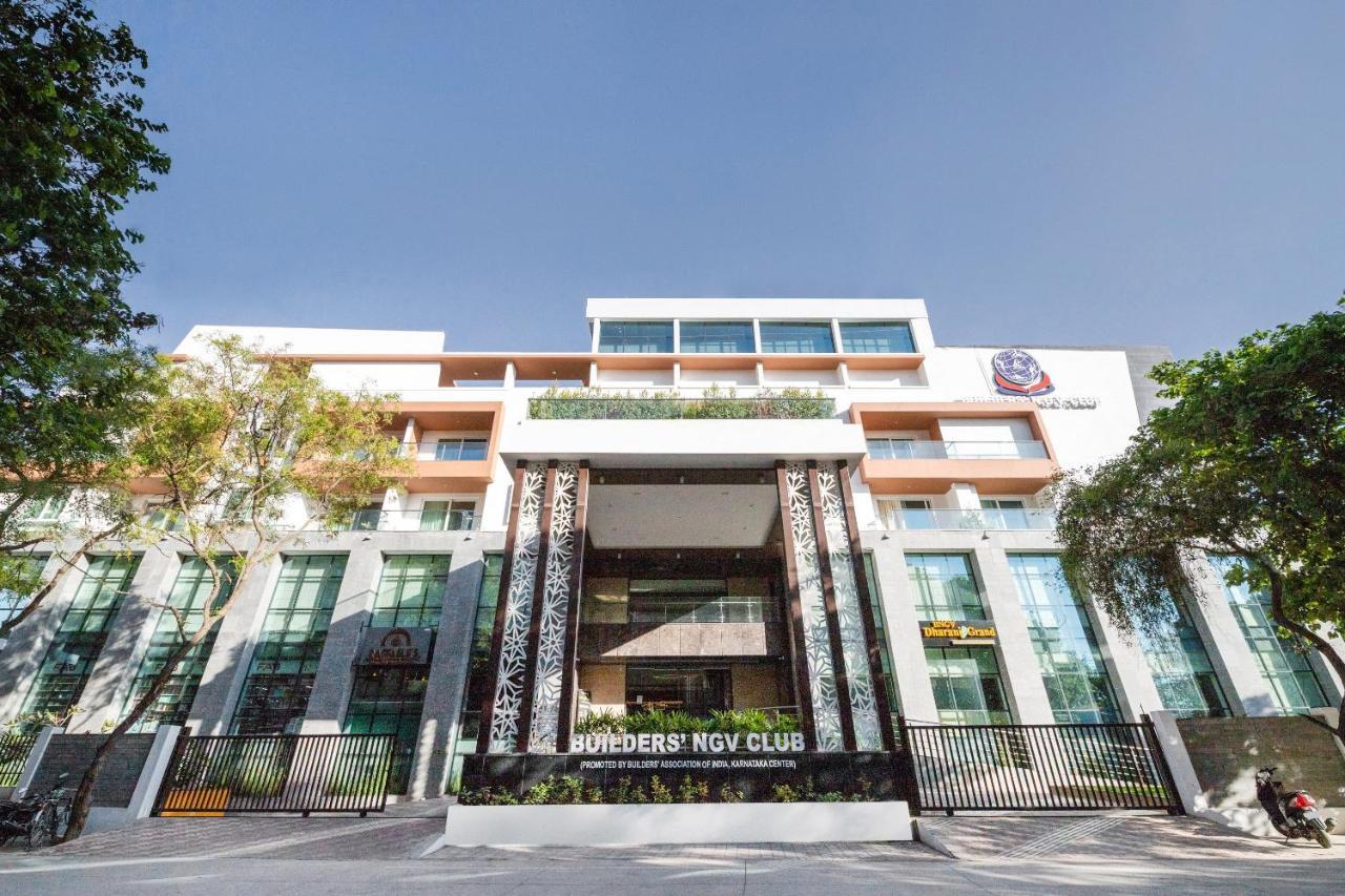 Palette Resorts - Hotel Sanhok Bangalore Bagian luar foto